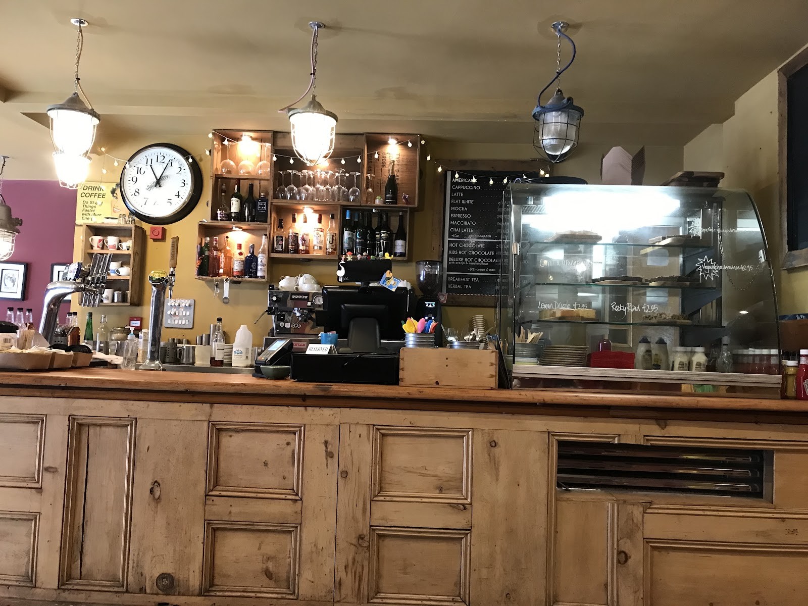 Grounded Redfield: the place