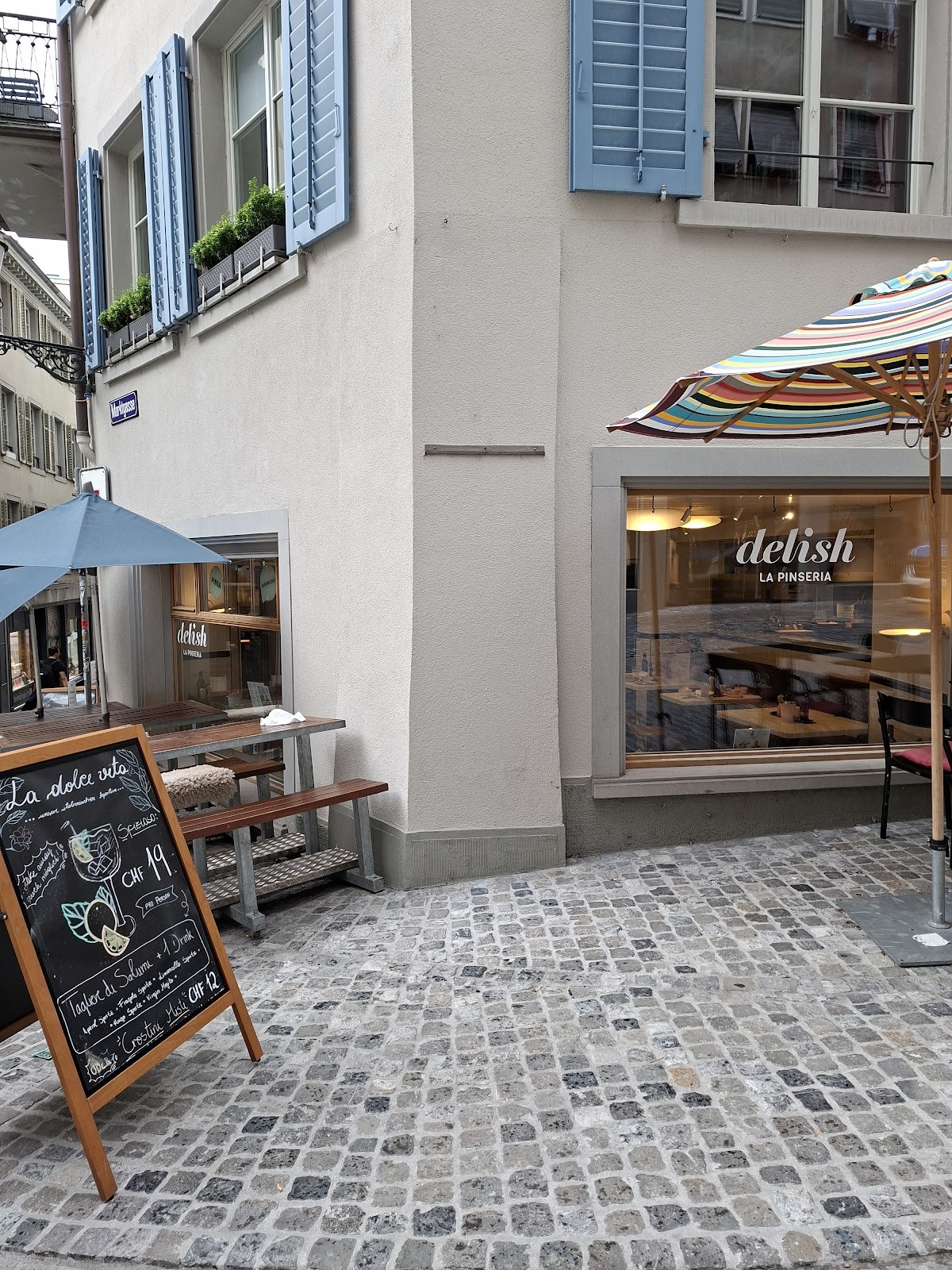 delish - la pinseria: the place