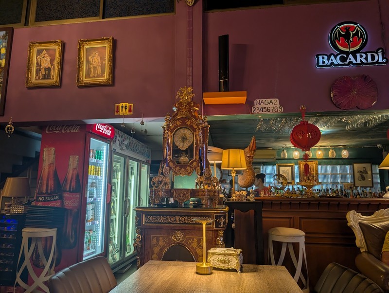 Naga Cafe: photo 4