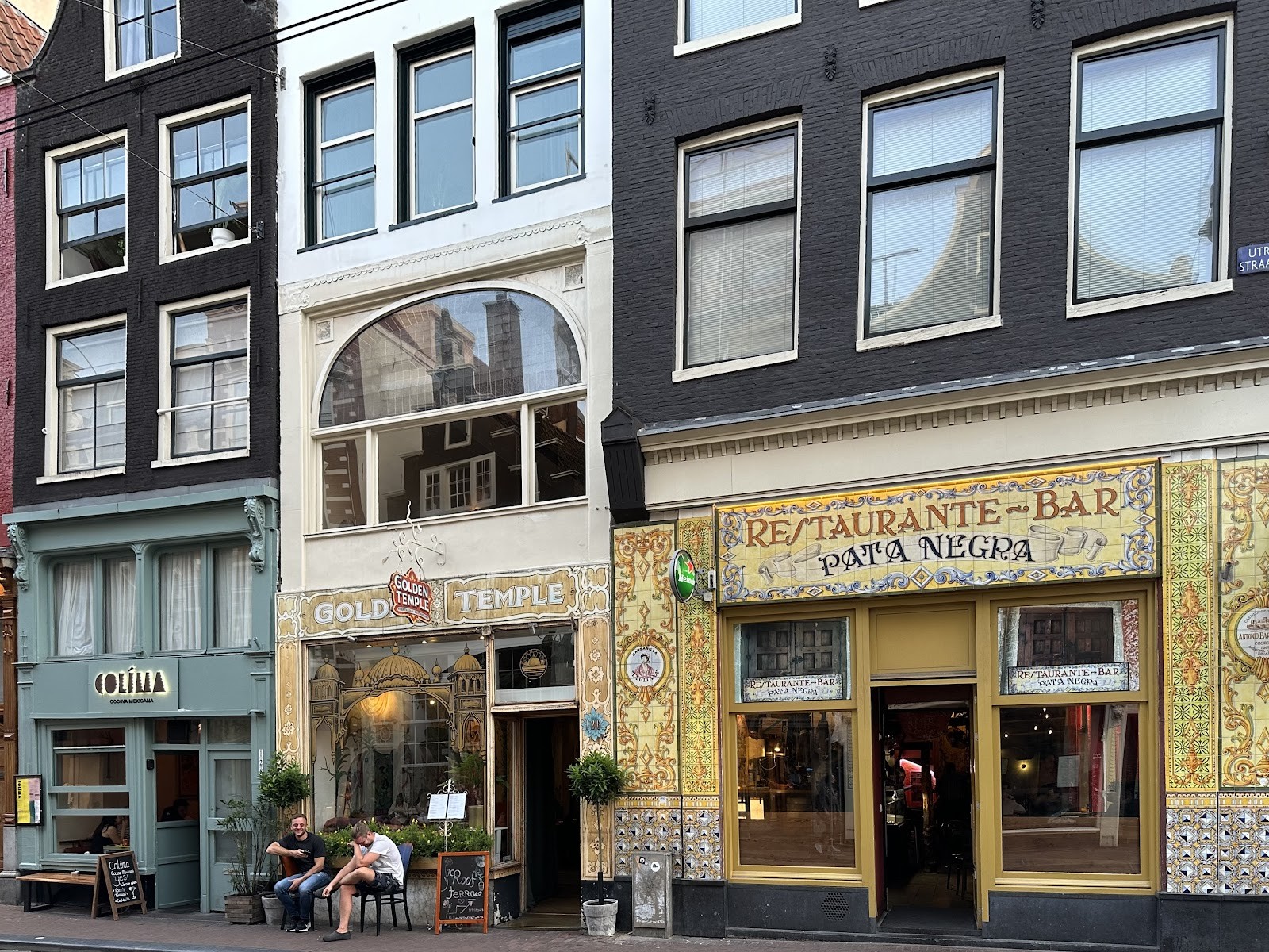 Golden Temple Vegetarisch Restaurant: the place