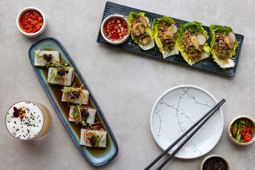 East Restaurant: food & drinks