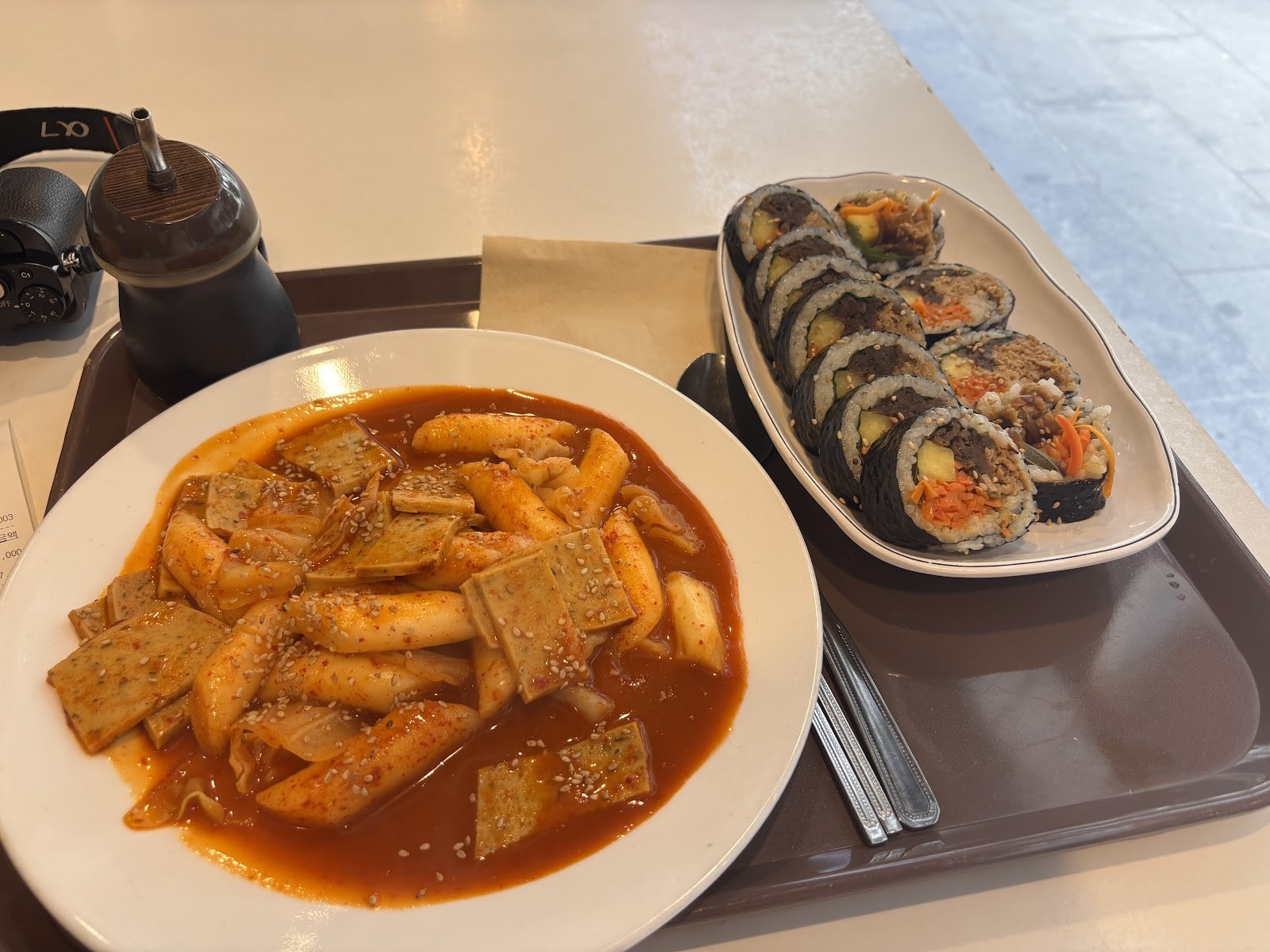 Maru Jayeonsik Gimbap: food & drinks