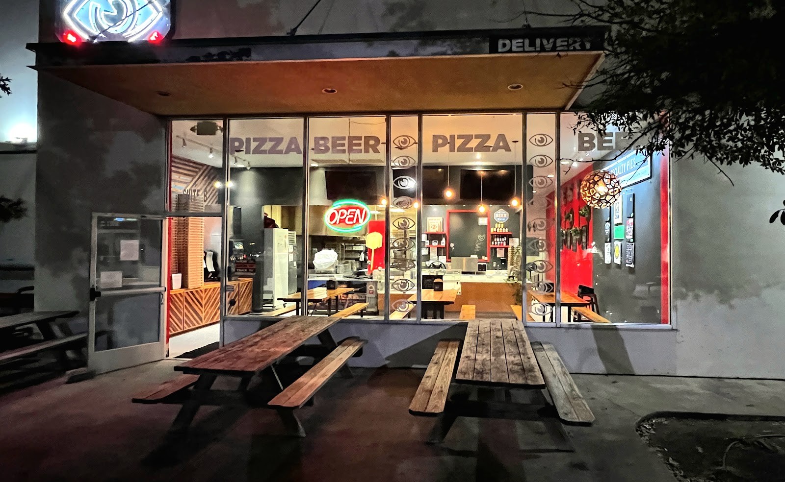 East Side Pies Pizza: the place