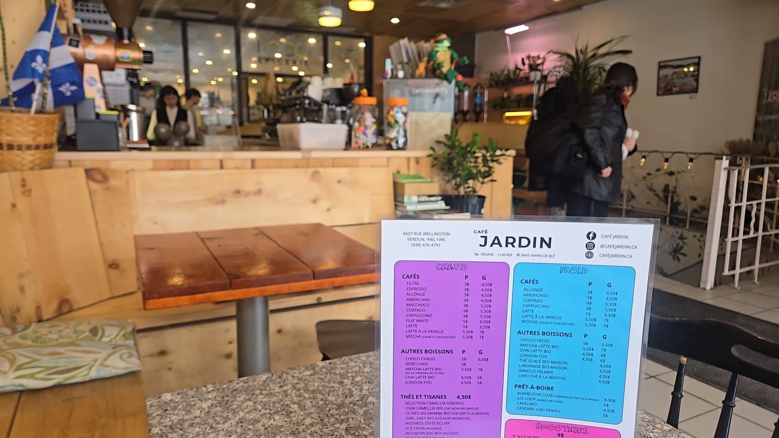 Cafe Jardin: the place