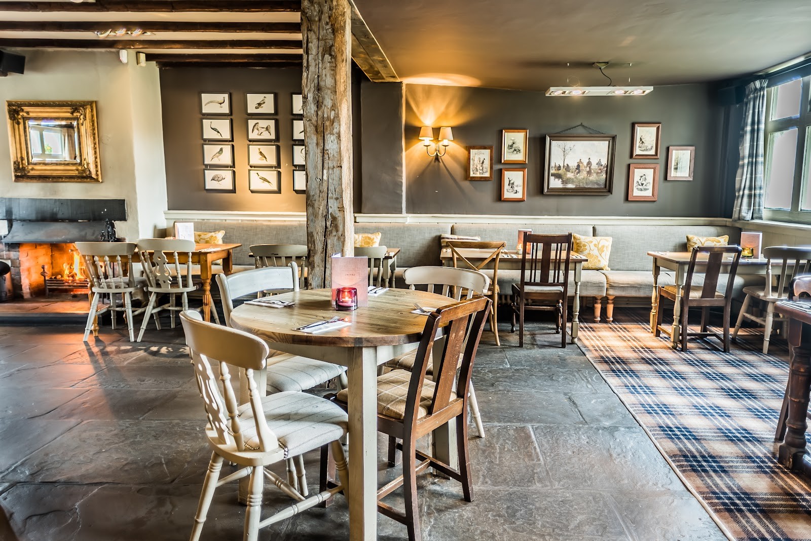The Plymouth Arms: the place