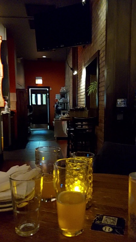 Logan 11 Bar & Kitchen: photo 4