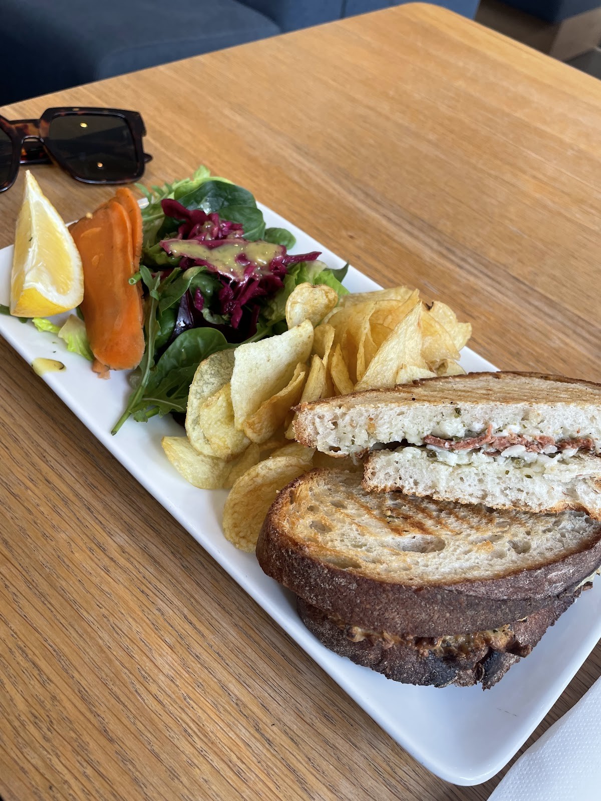 Delivore: food & drinks