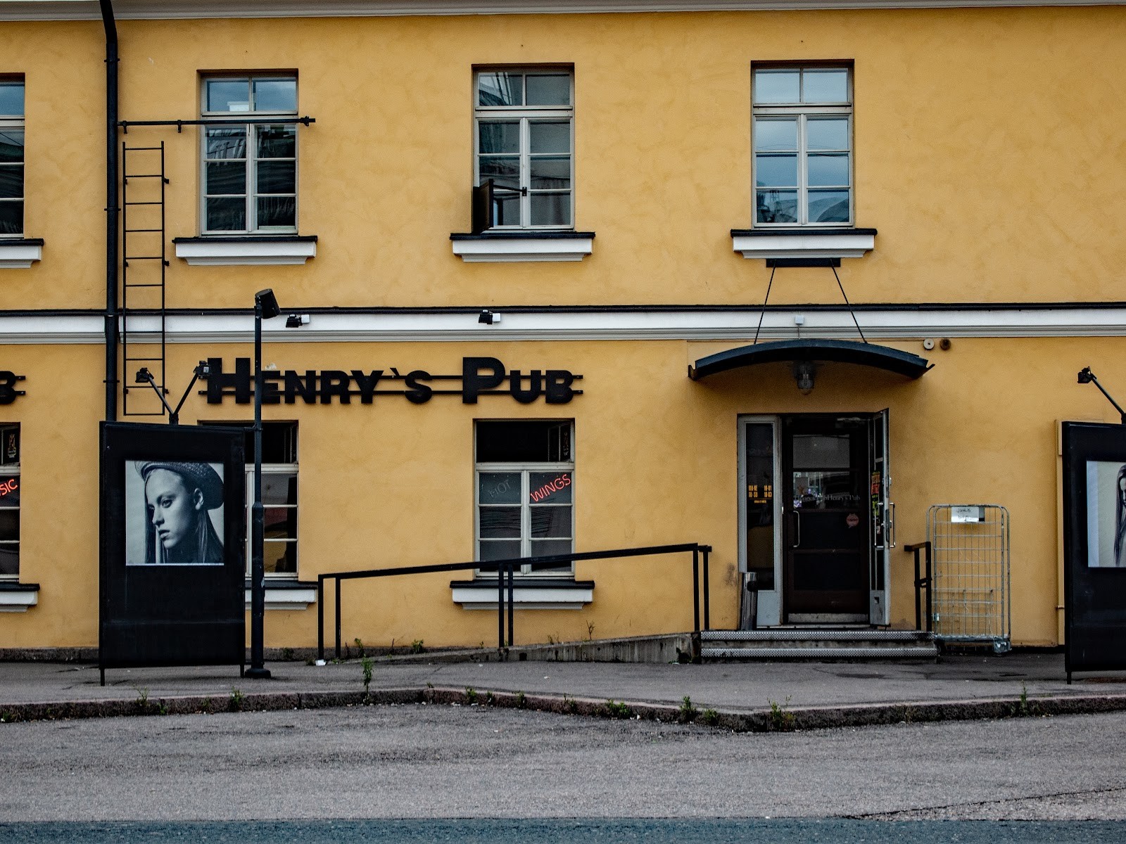 Henry's Pub Helsinki: the place