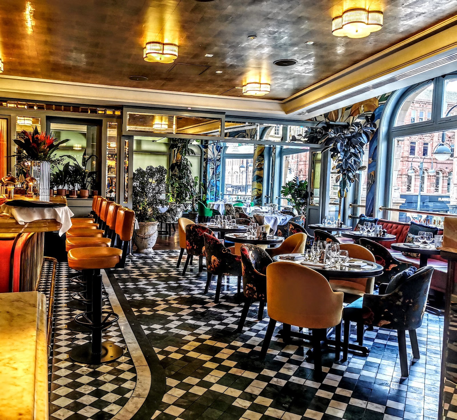 The Ivy Victoria Quarter Leeds: the place