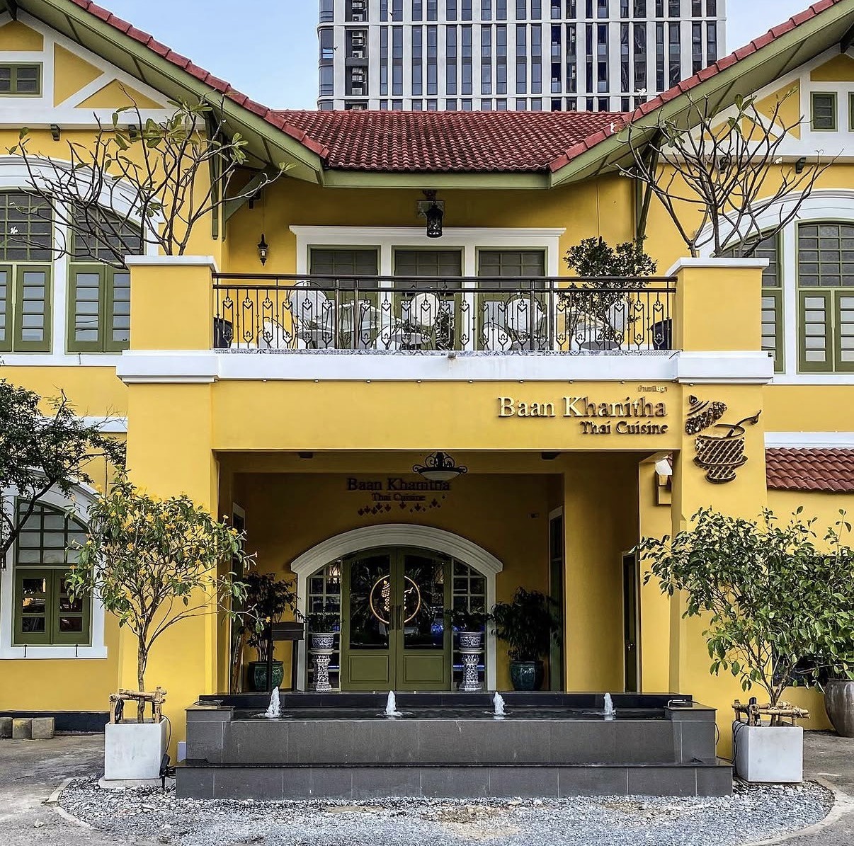 Baan Khanitha & Gallery: the place