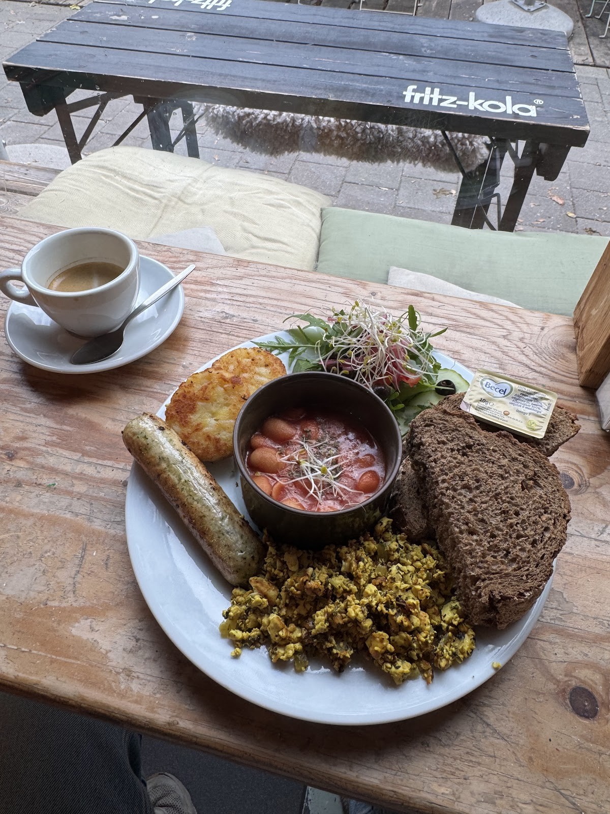 CLO: food & drinks