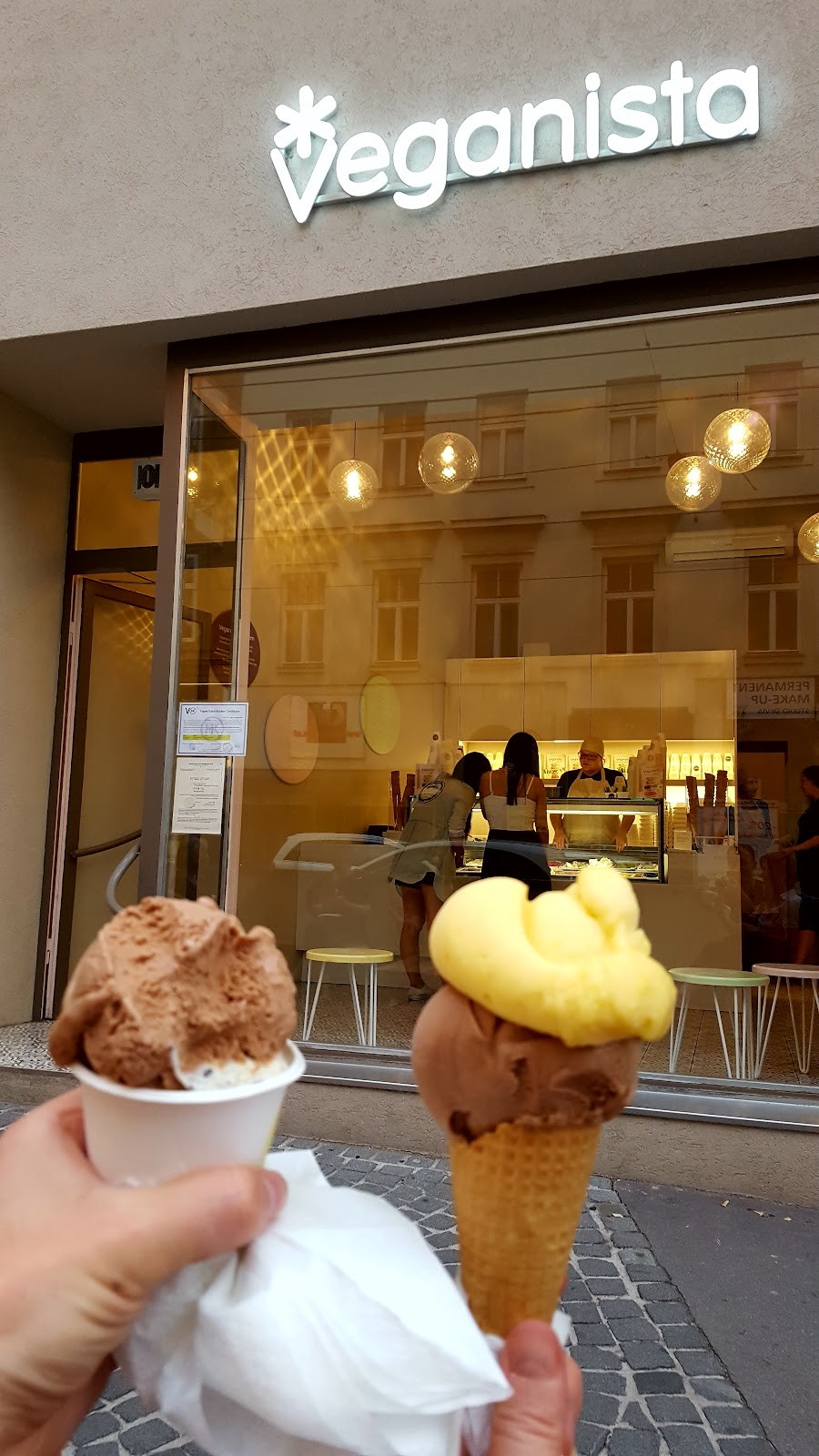 Veganista Ice Cream: the place