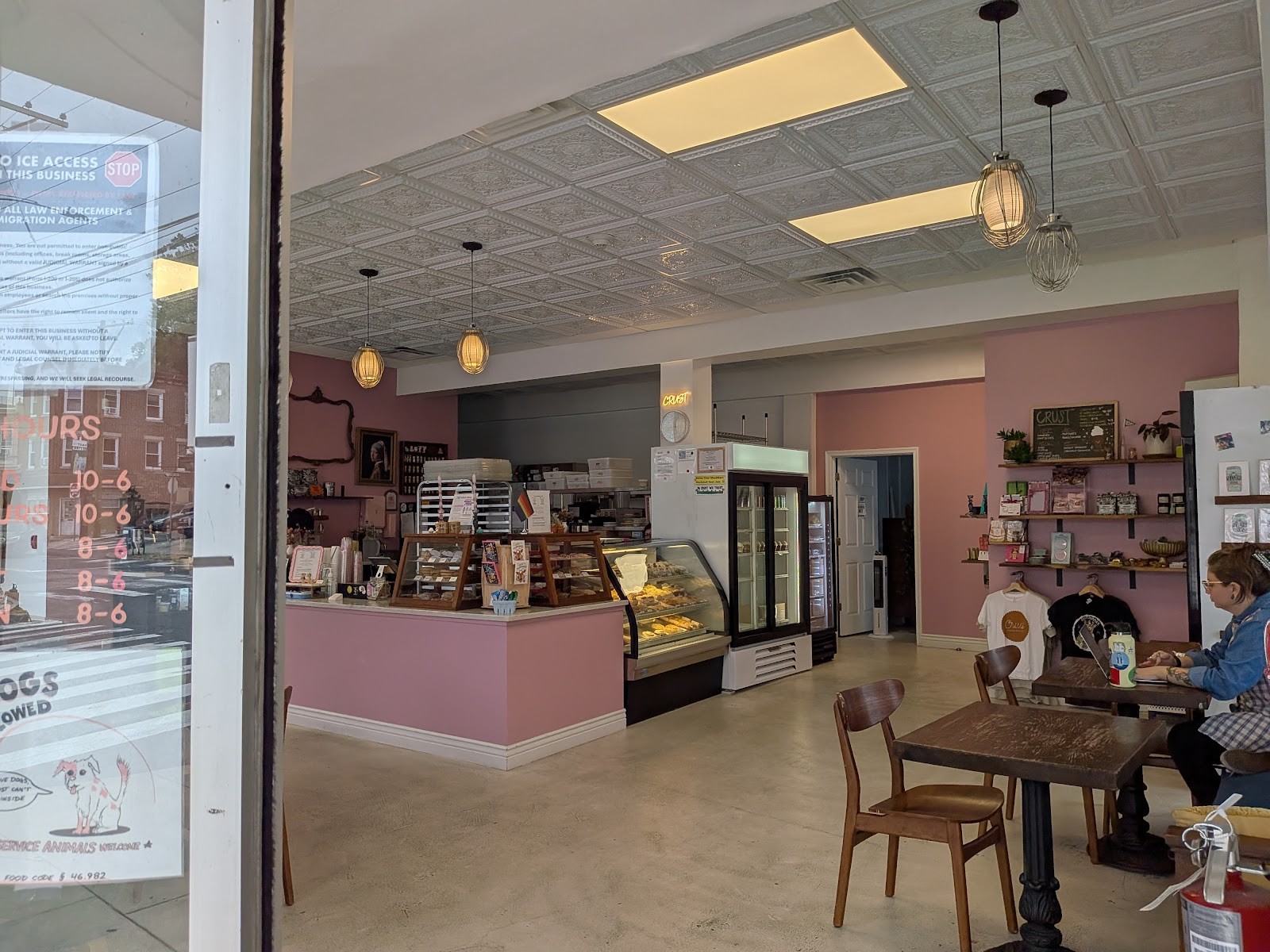 Crust Vegan Bakery: the place
