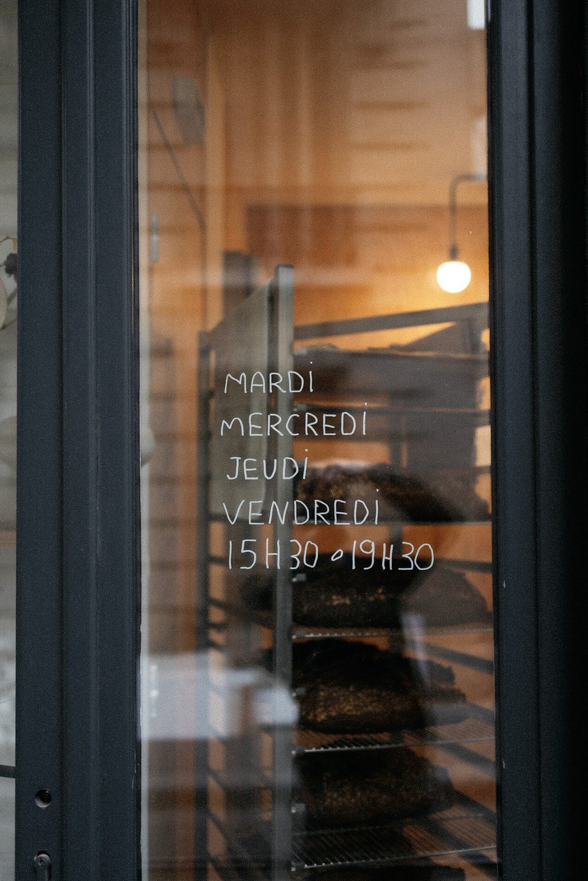 Boulangerie Elements pain bio: the place