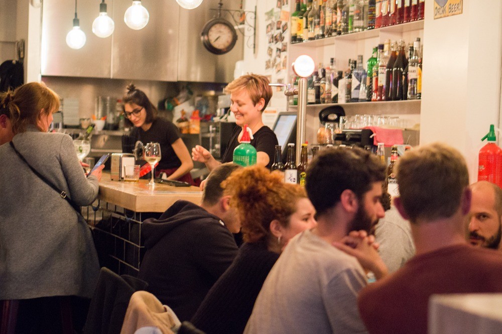 Entre Hores - Tapas, Vermut & Cocktails: the place