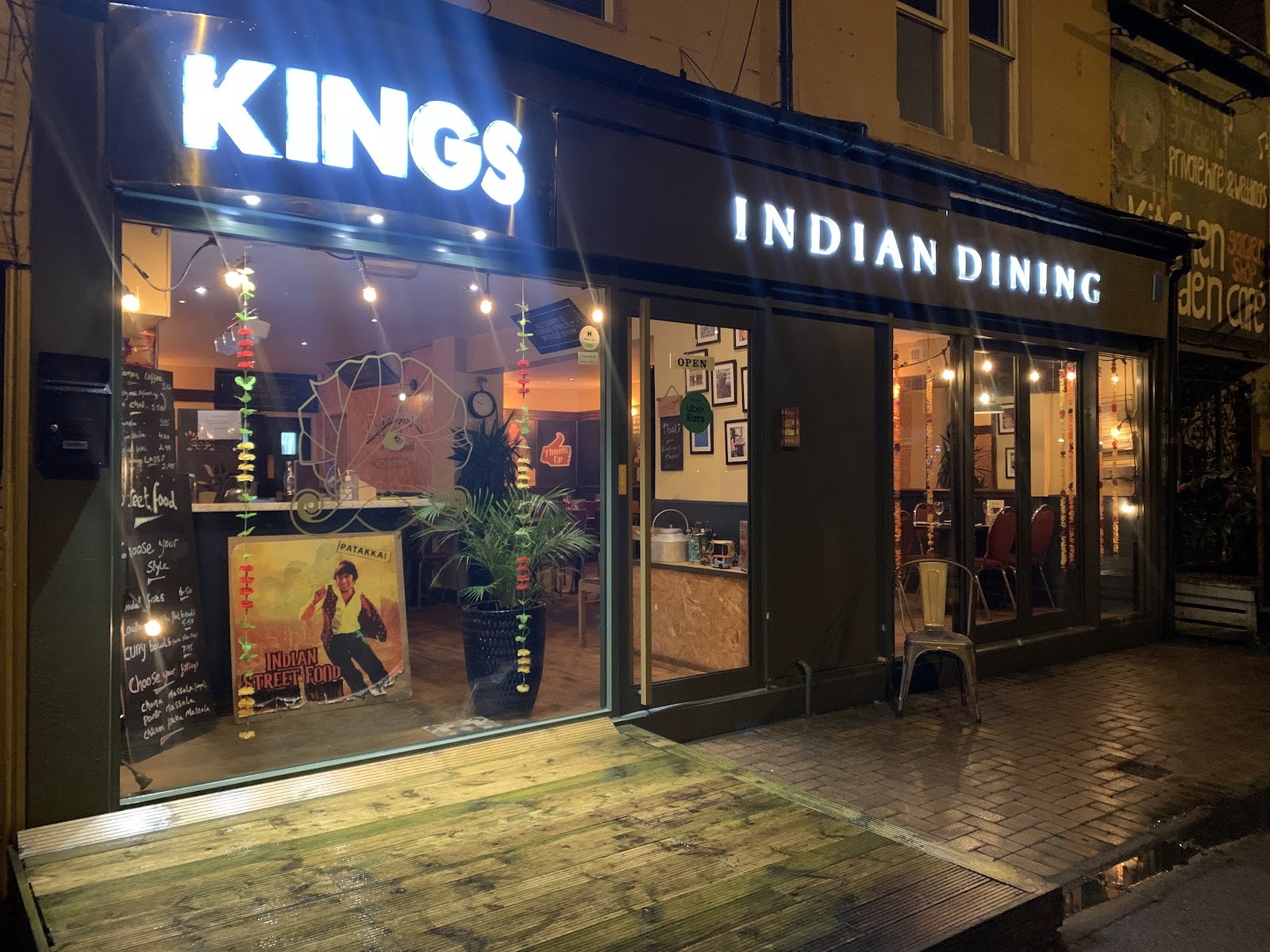 Kings Indian Dining: the place
