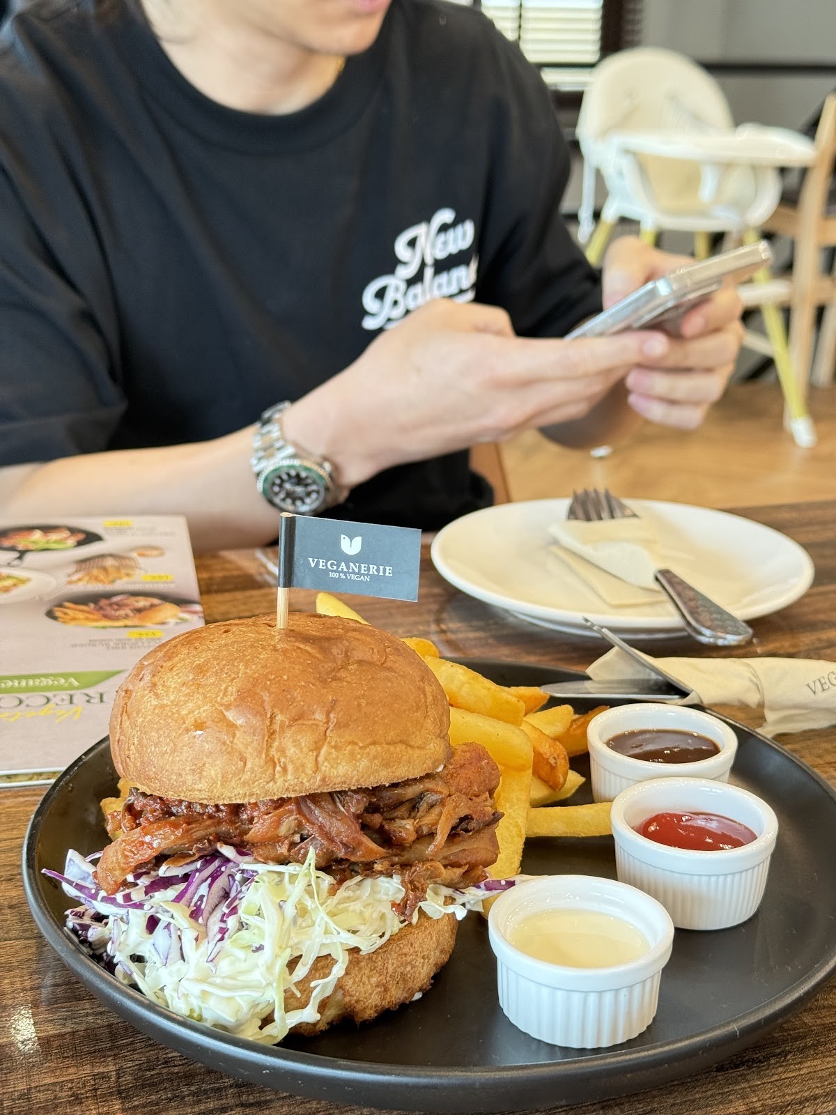 素食弘法: food & drinks