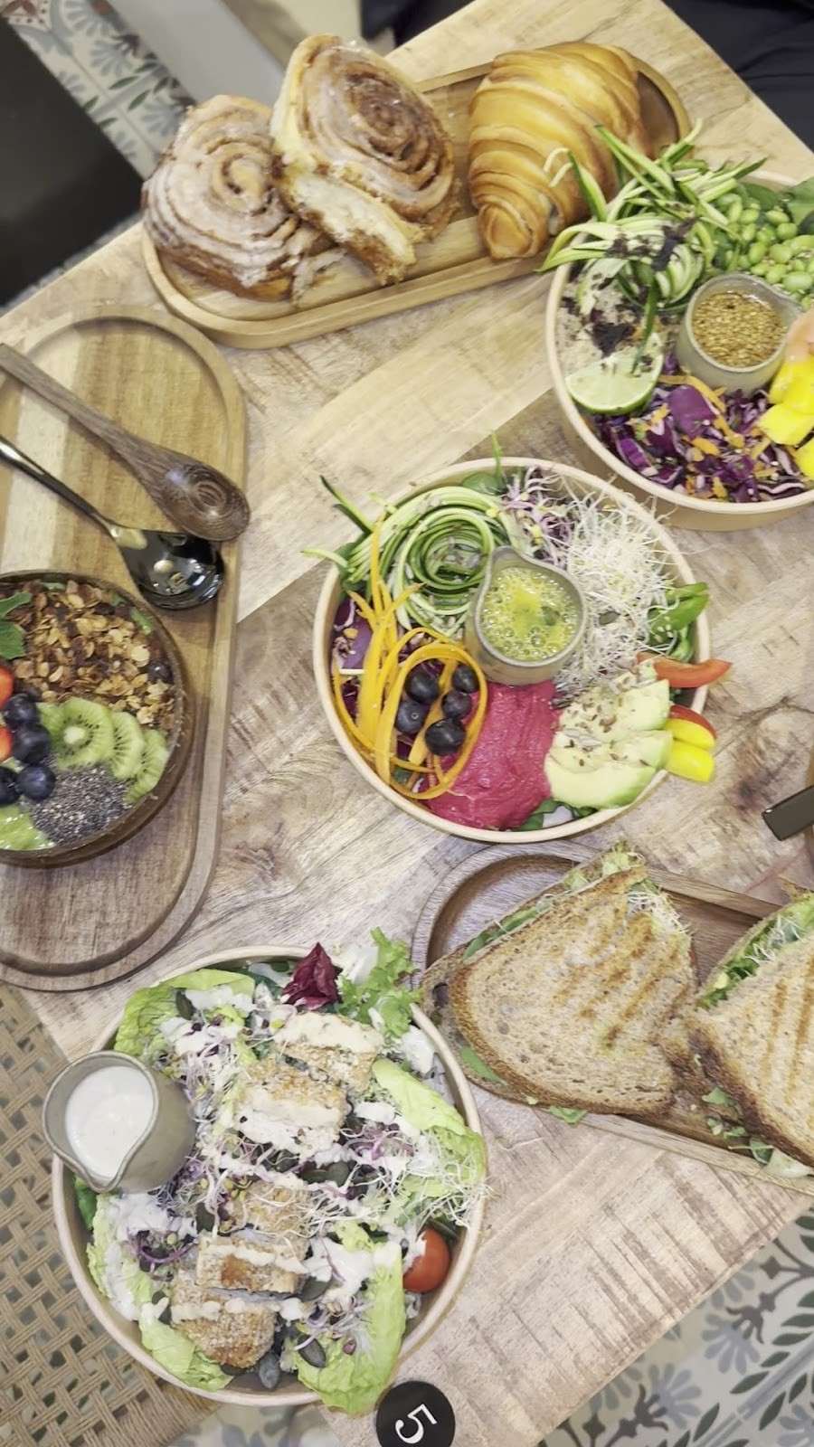 PLANT SHACK Barcelona: food & drinks