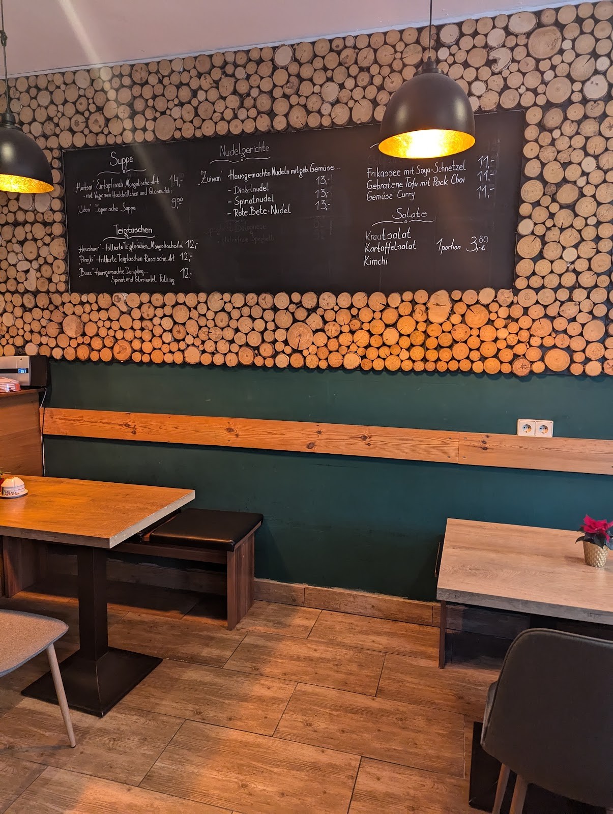 Veganaa: the place