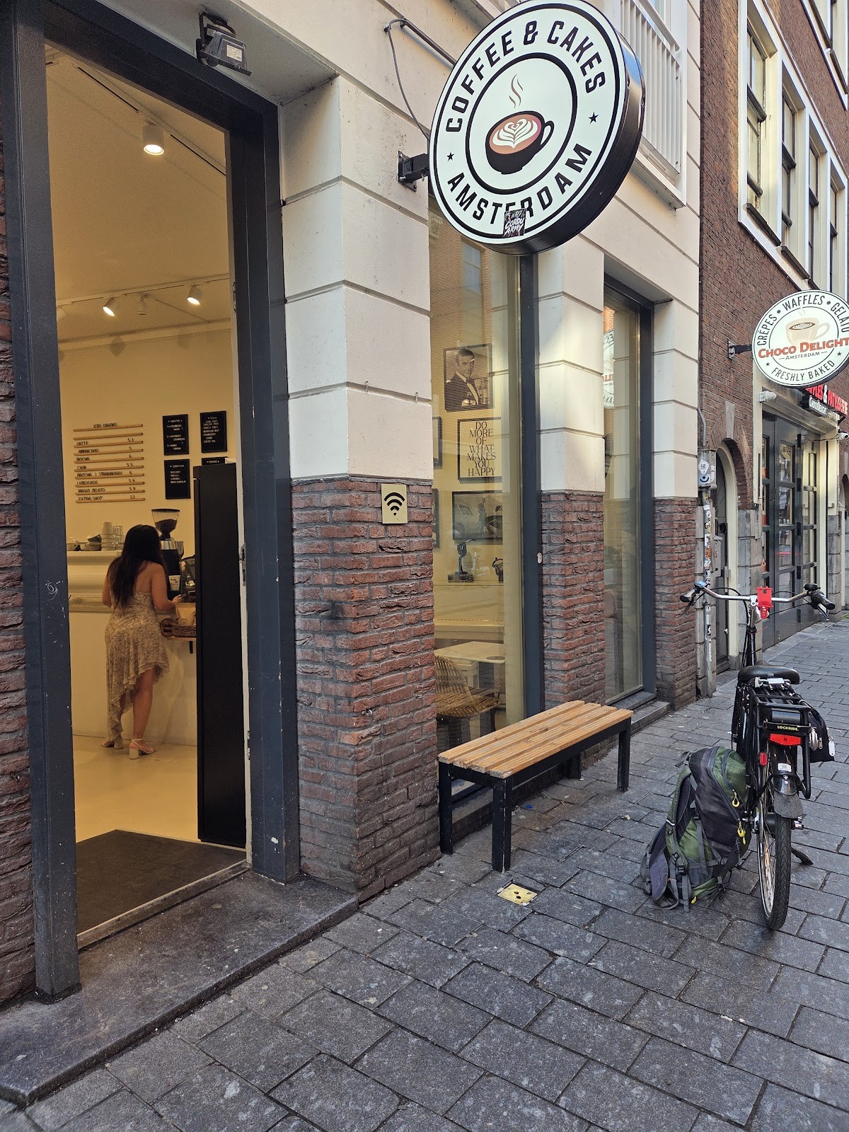 Coffee & Cakes: the place