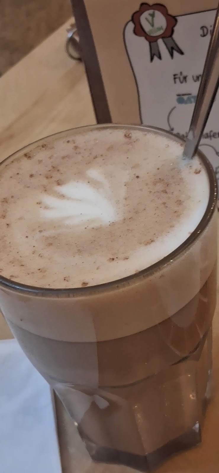 Café Rotkehlchen (Südstadt): food & drinks
