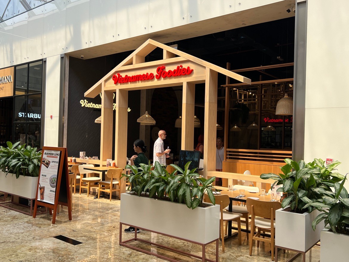 Vietnamese Foodies - Nakheel Mall: the place