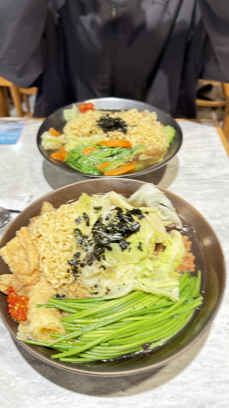 VEGE CREEK蔬河 誠品南西店: food & drinks
