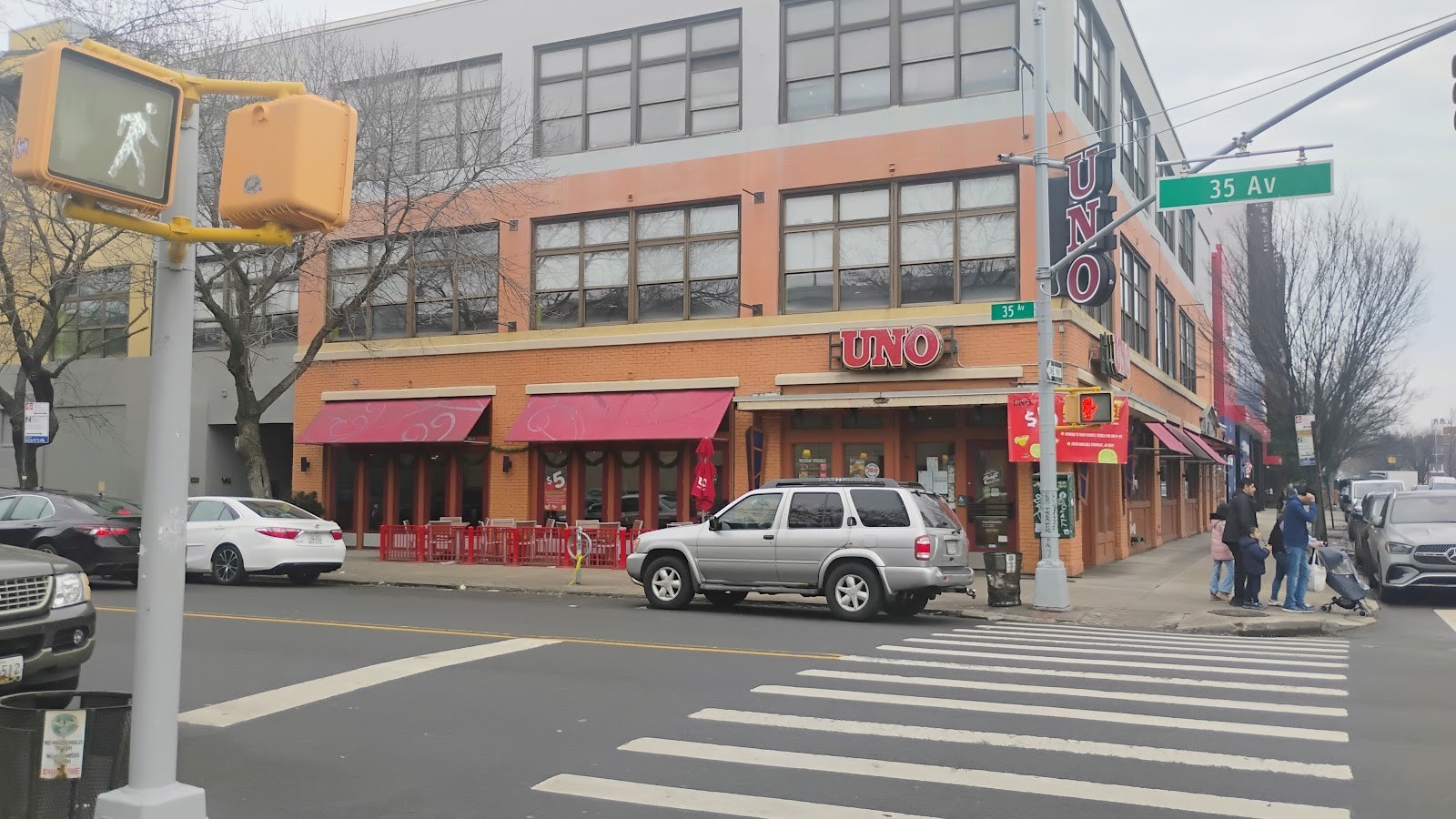 UNO Pizzeria & Grill: the place