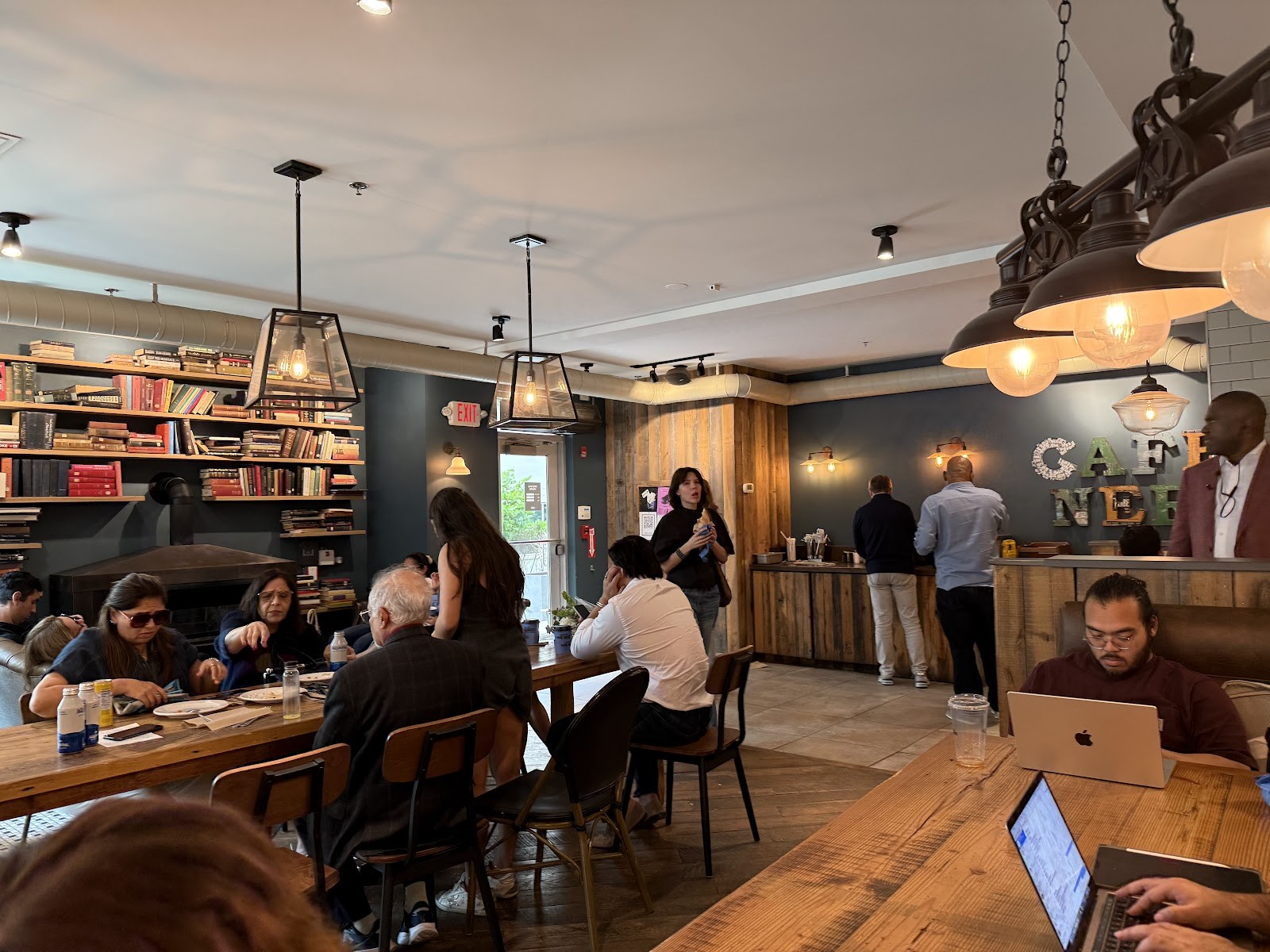 Caffè Nero: the place