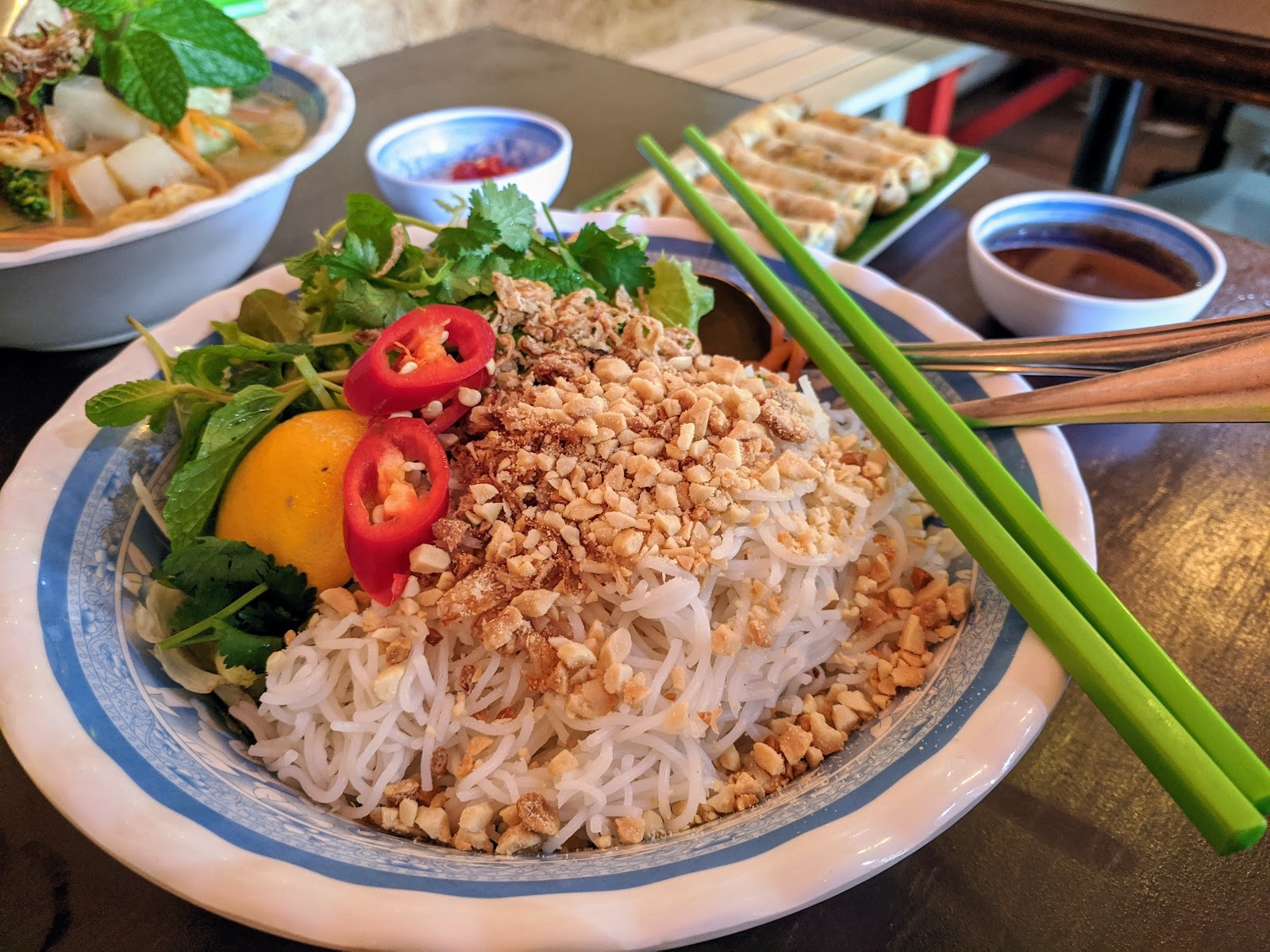 Hạnh Phúc Vegan: food & drinks