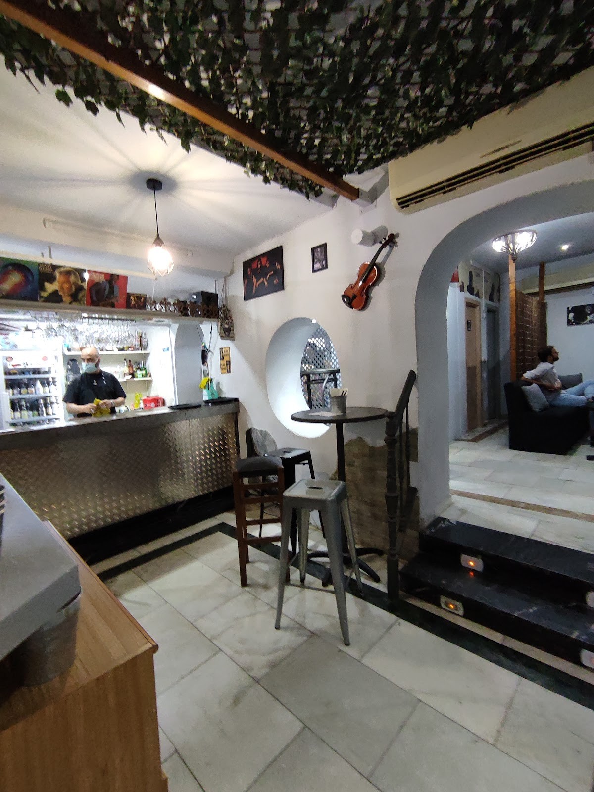 Philo Birrobar: the place