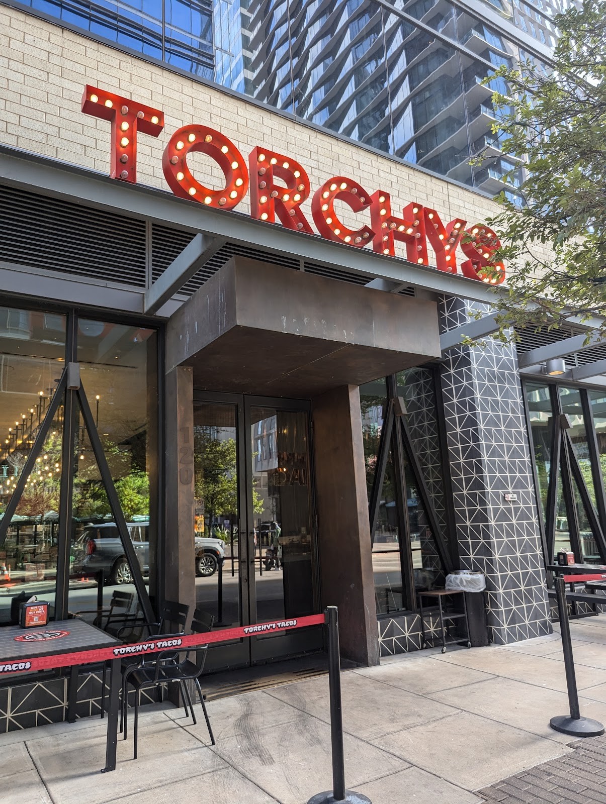 Torchy's Tacos: the place