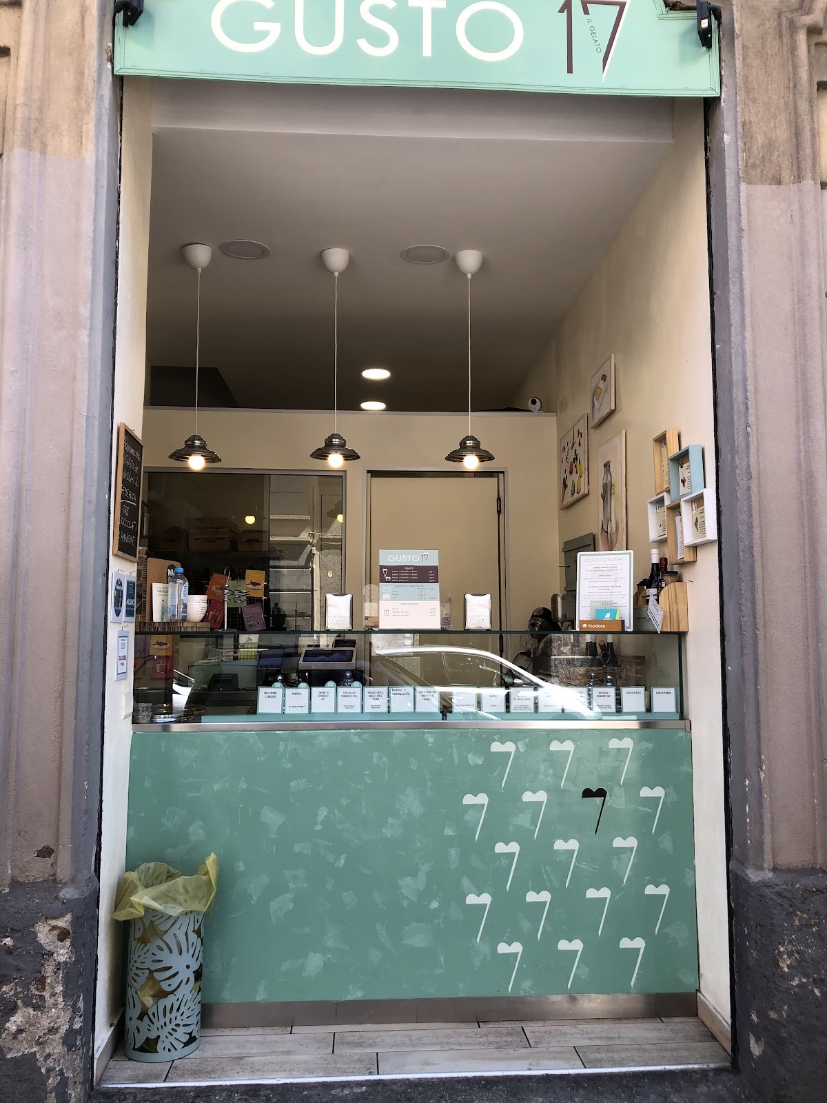 Gusto 17 - Arco della Pace, Milano: the place