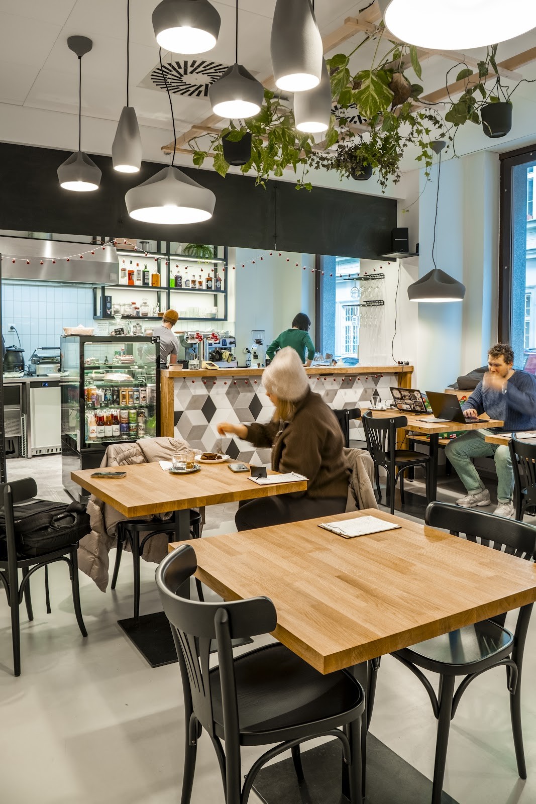 Marathon Cafe: the place