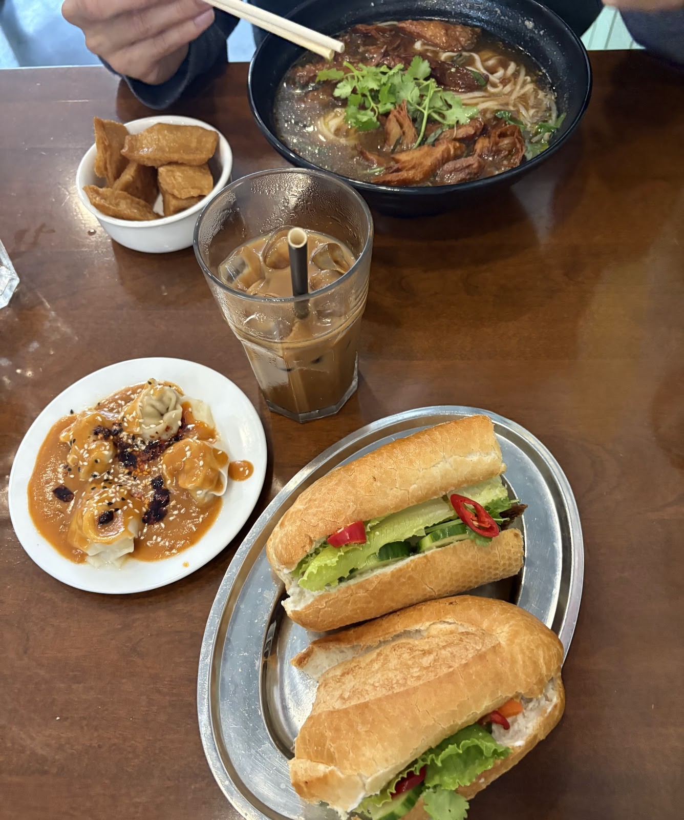 Chai-Yo: food & drinks