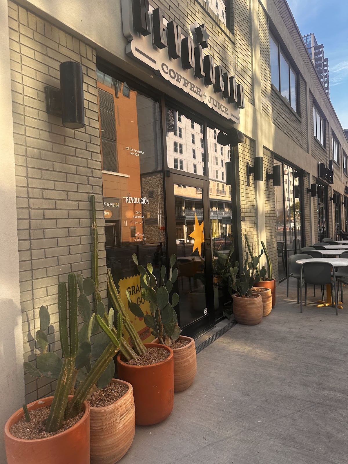 Revolución: the place