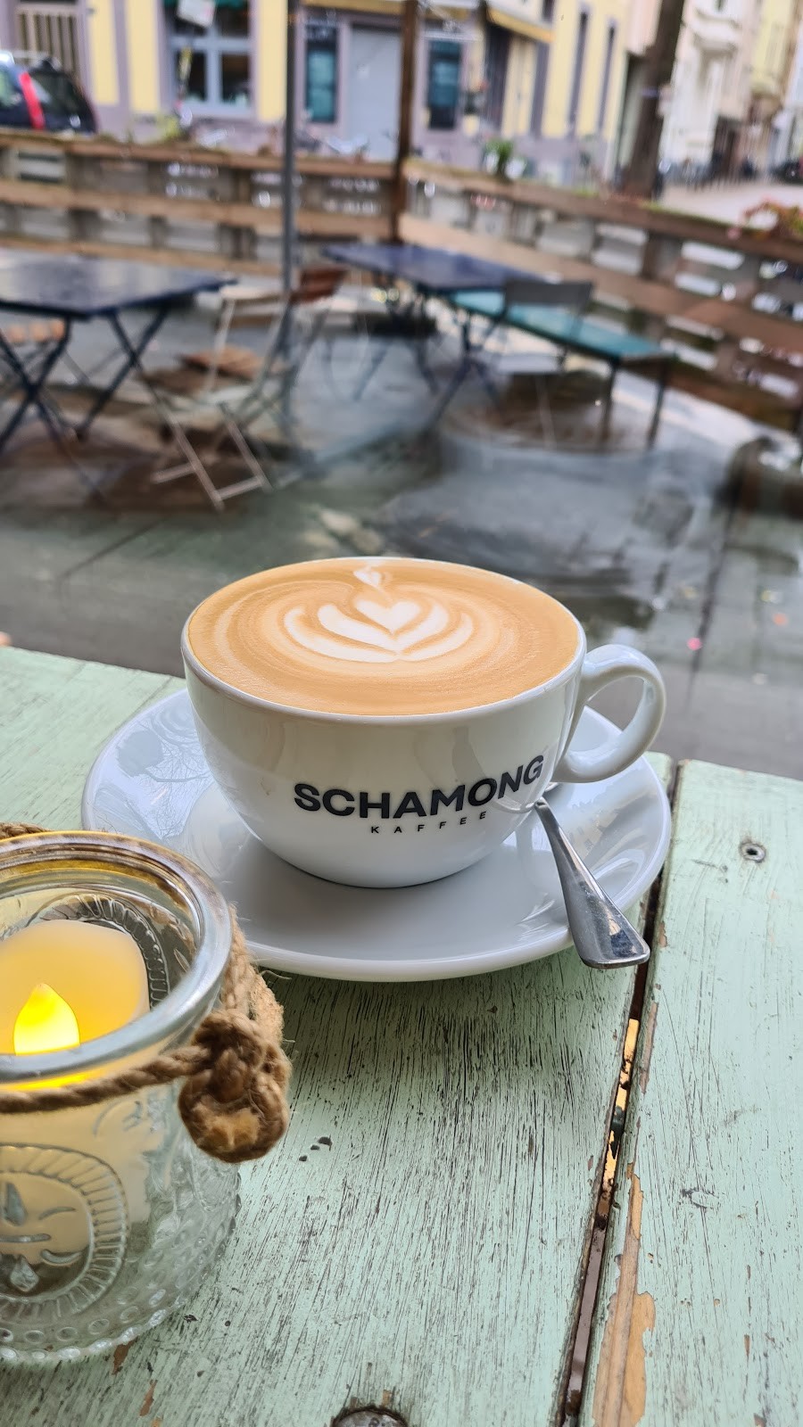 Café Rotkehlchen (Südstadt): food & drinks