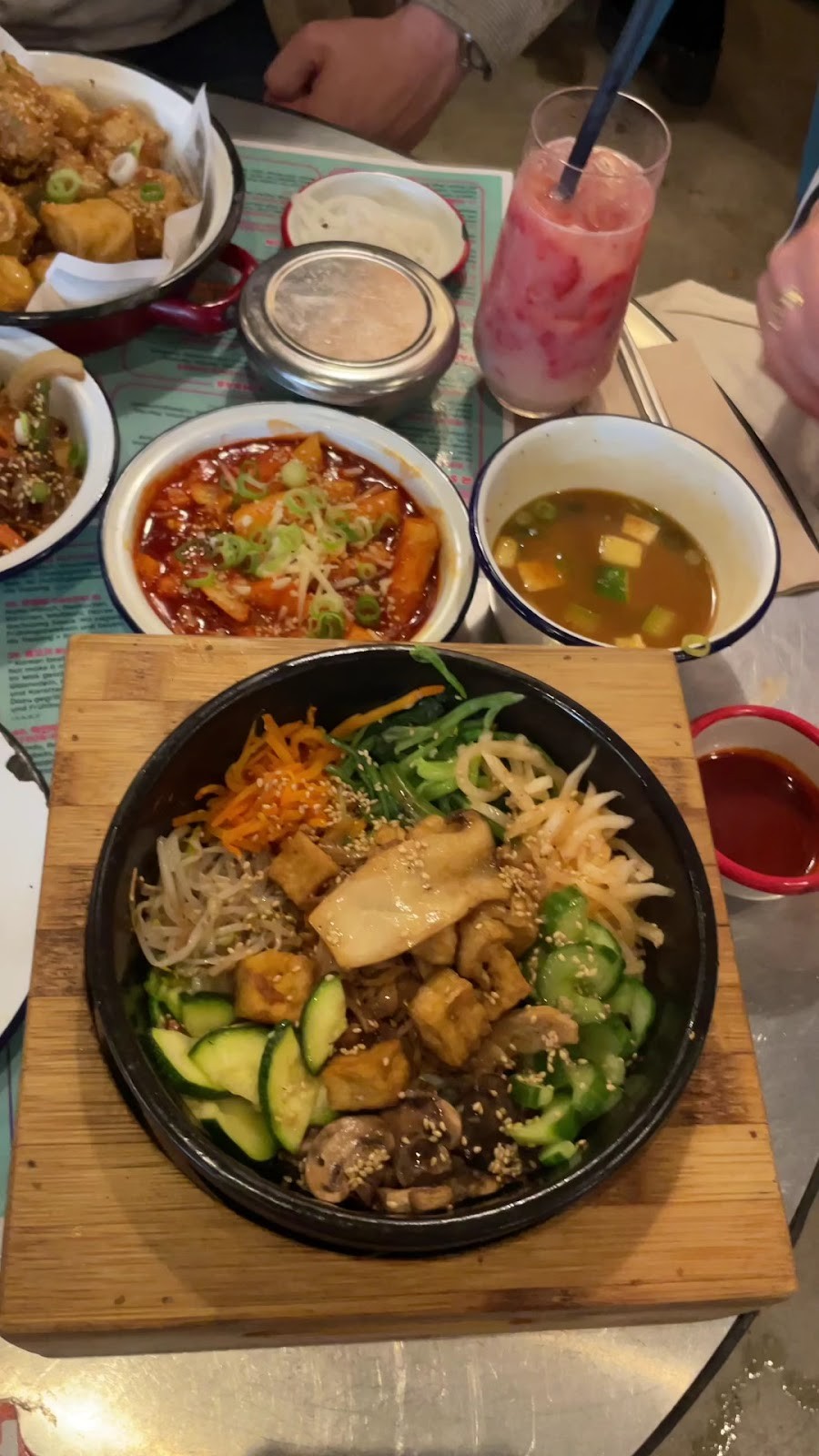 kkokki loves vegan: food & drinks