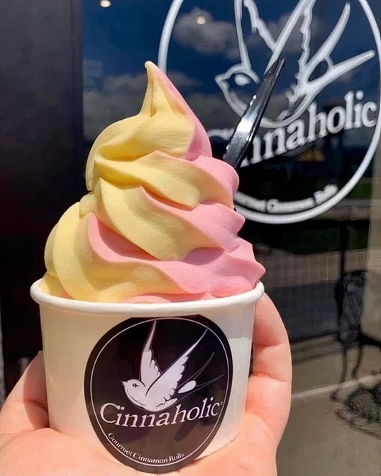 Cinnaholic: food & drinks