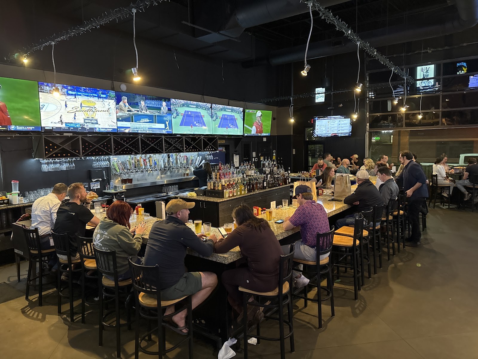 Jonathan's Grille: the place