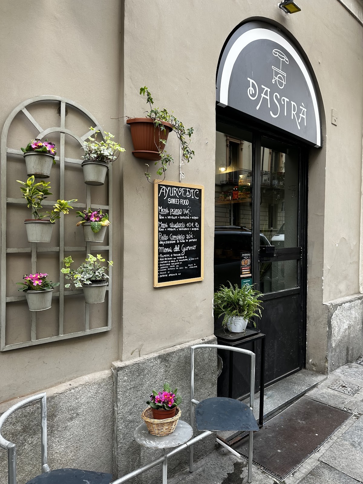 Dastrà | Ayurvedic Street Food: the place