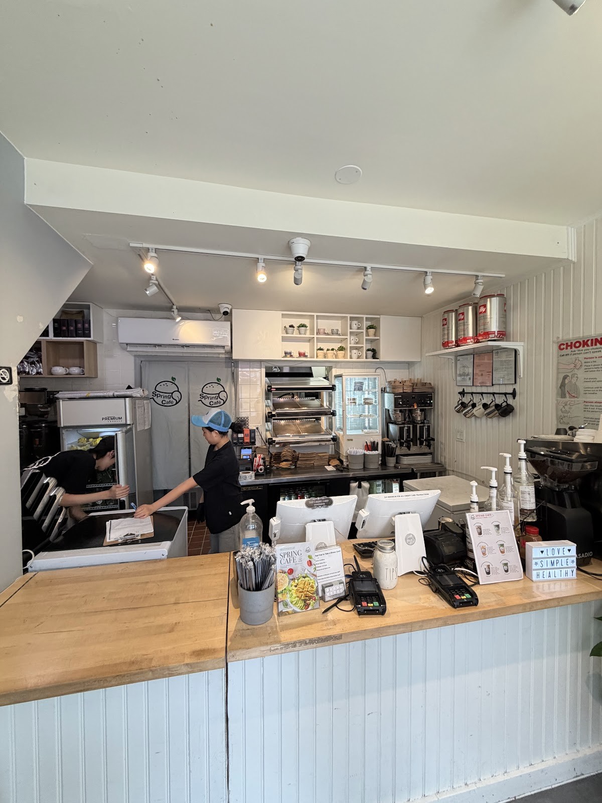 Spring Cafe: the place