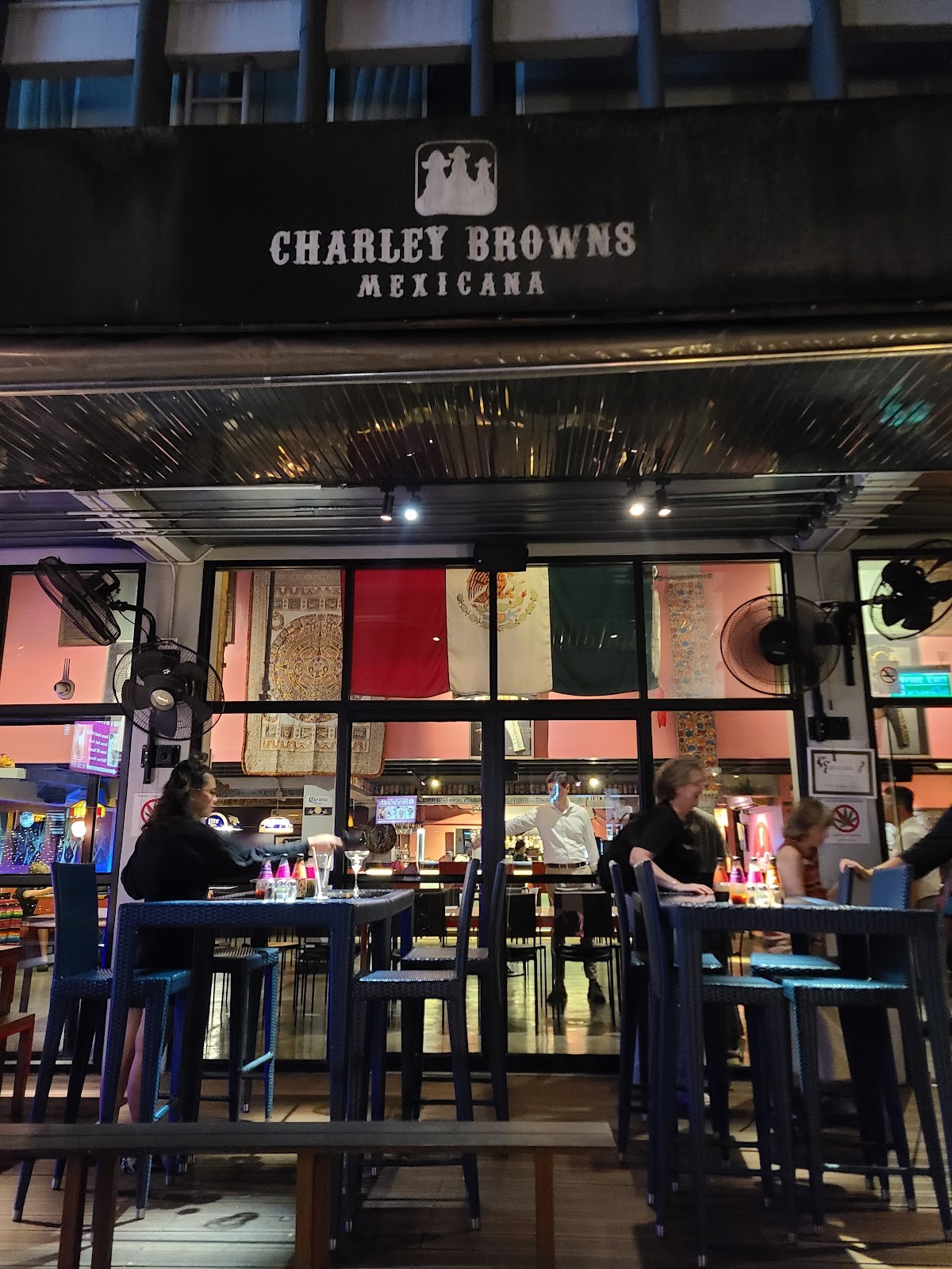 Charley Brown's Mexicana: the place