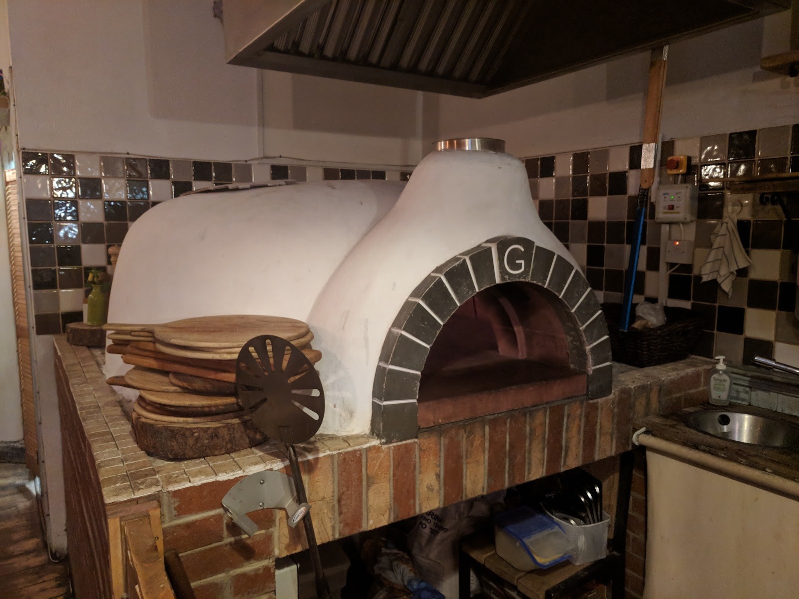 Eden's Kitchen: the place