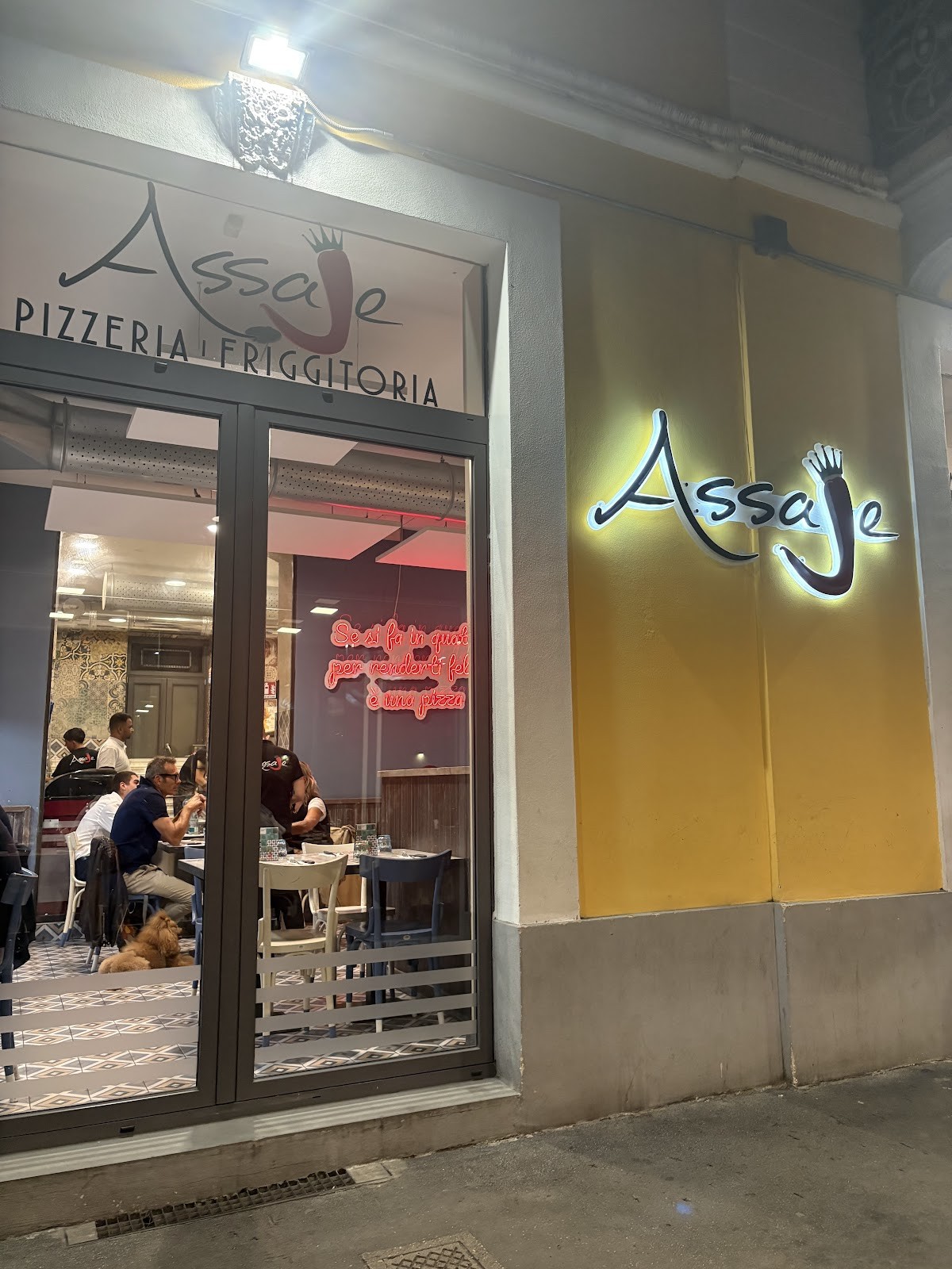 Pizzeria Assaje: the place