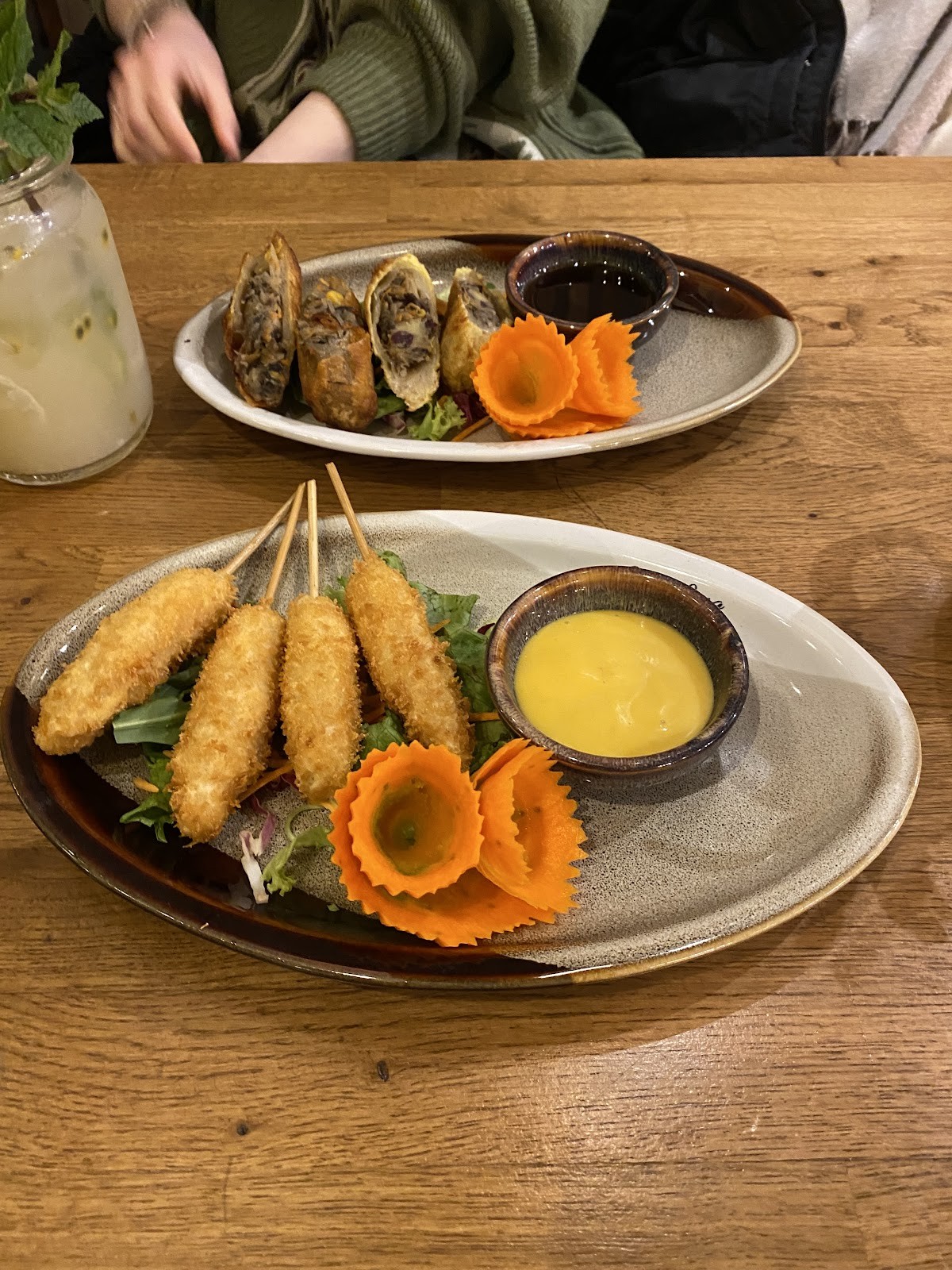 Chay Long: food & drinks