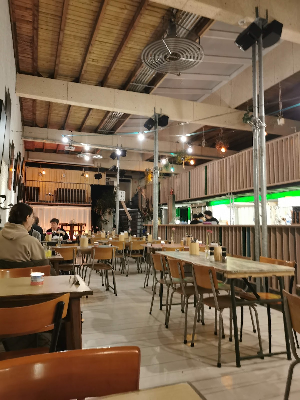 ENTR: the place