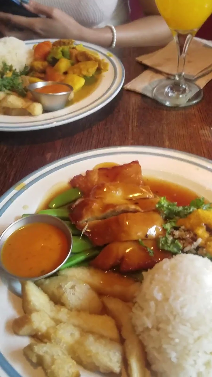 Luanne's Wild Ginger Fort Greene: food & drinks