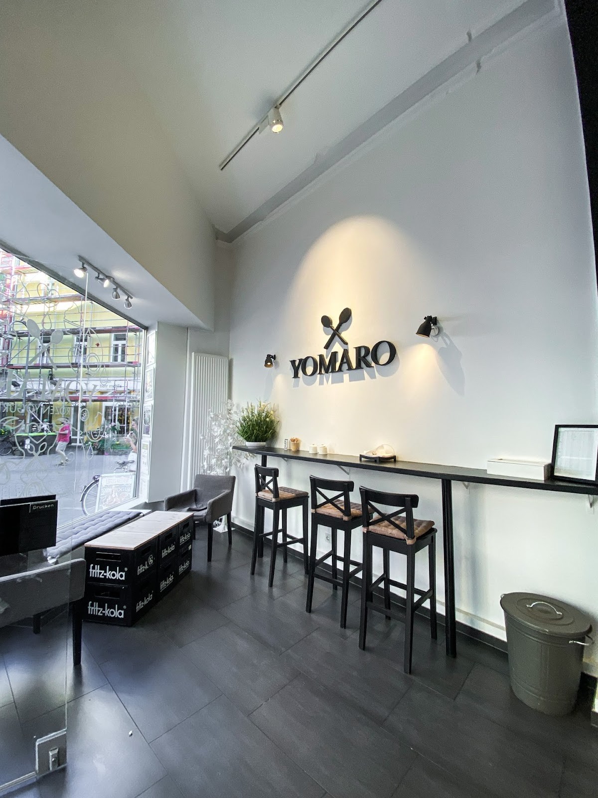 YOMARO Frozen Yogurt Köln Eigelstein: the place