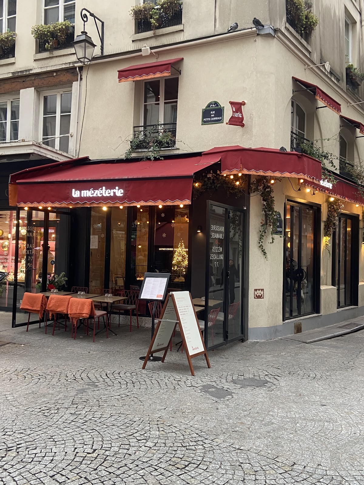 La Mézéterie: the place